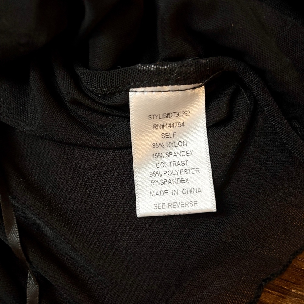 Davi & Dani Black Sequin Mesh Top Short Sleeve He… - image 7